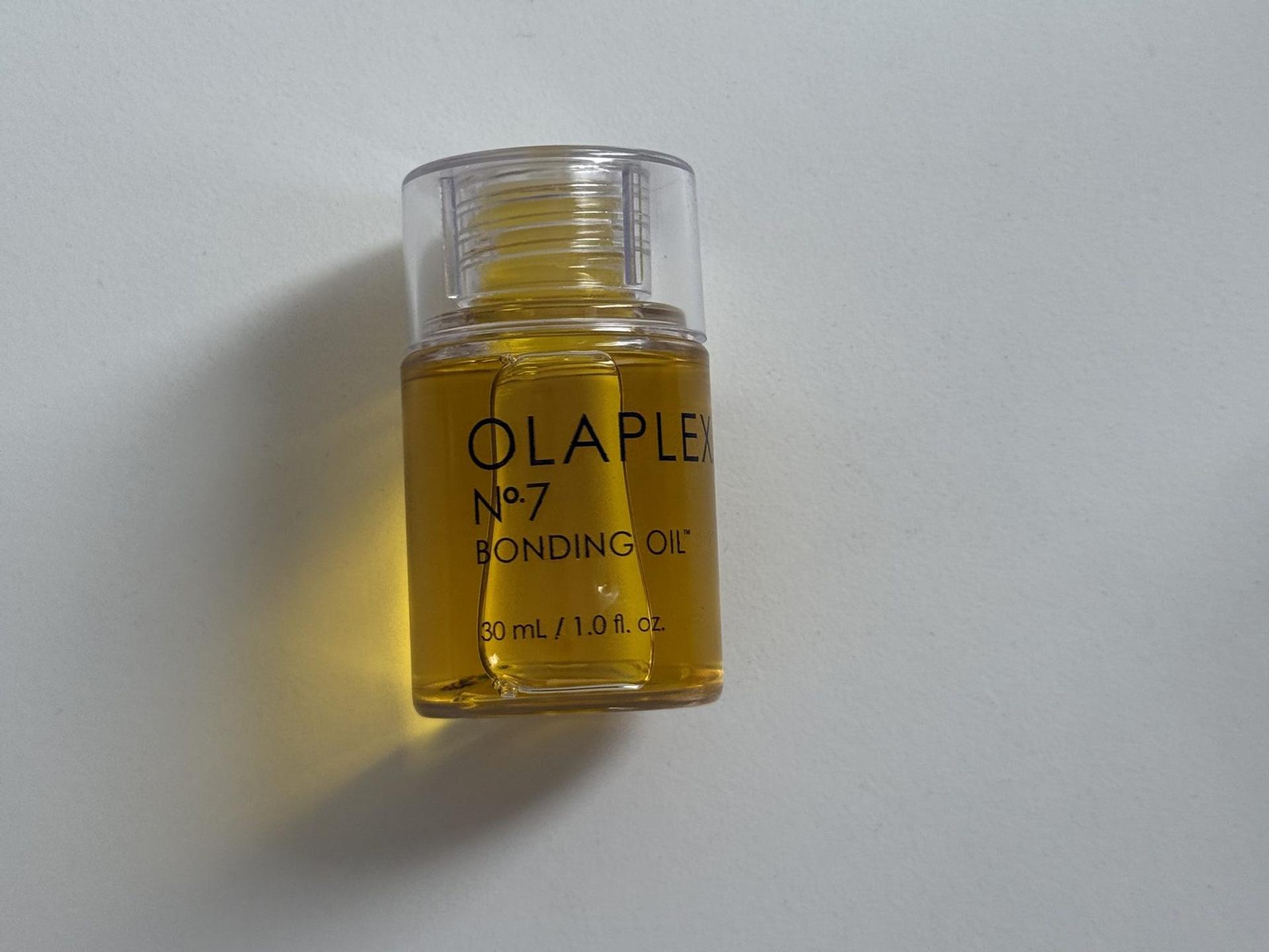 Olaplex No.7 Bonding Oil im HaarLuxus-Praxistest, 30-ml-Flakon