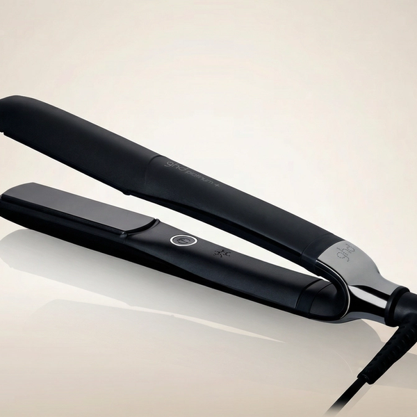 ghd Platinum+ Styler im Test 2026: Lohnt sich das Premium-Glätteisen?