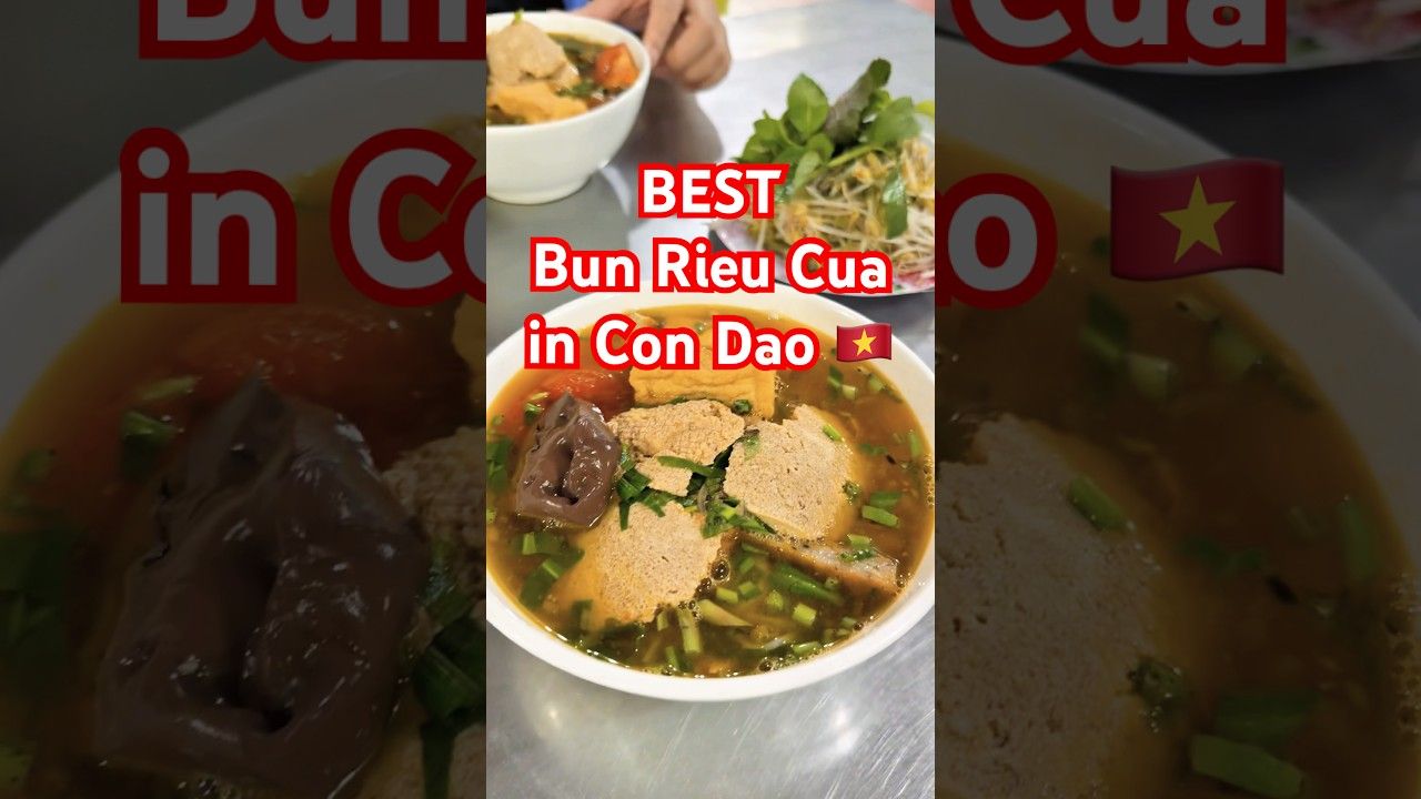 Bun Rieu Cua "BA HAI KHIEM" in Con Dao 🇻🇳 #trending #food #foodie #travel #condao #youtubeshorts