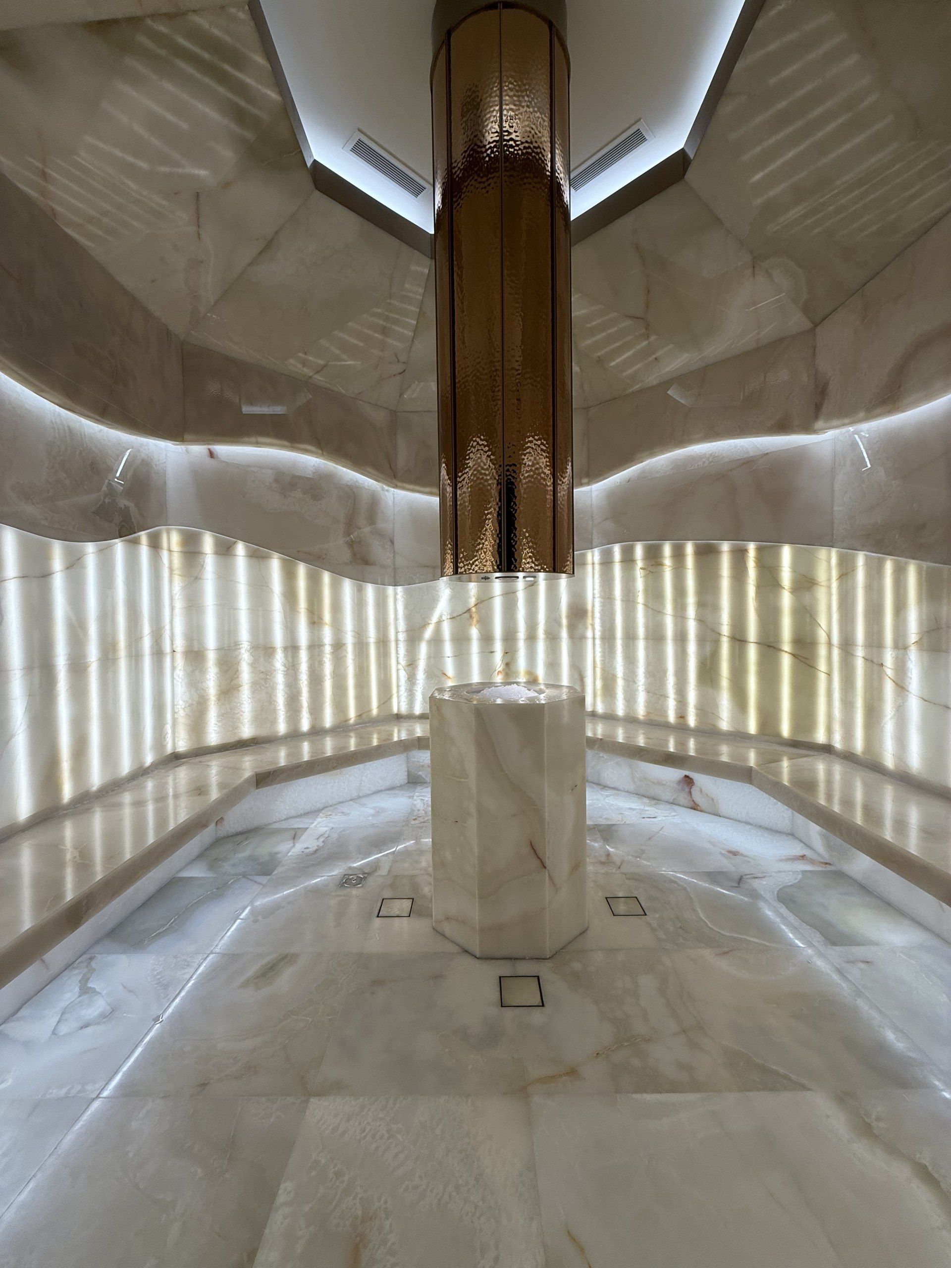 The marble hydrotherapy circuit