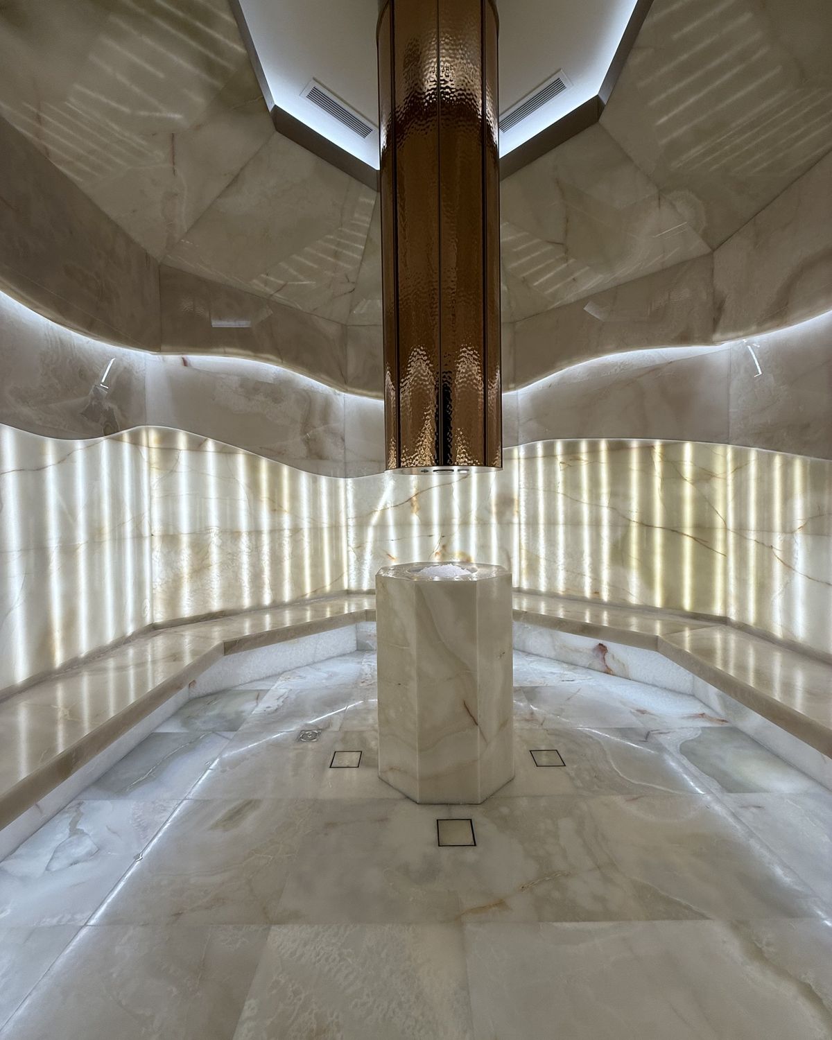 The marble hydrotherapy circuit