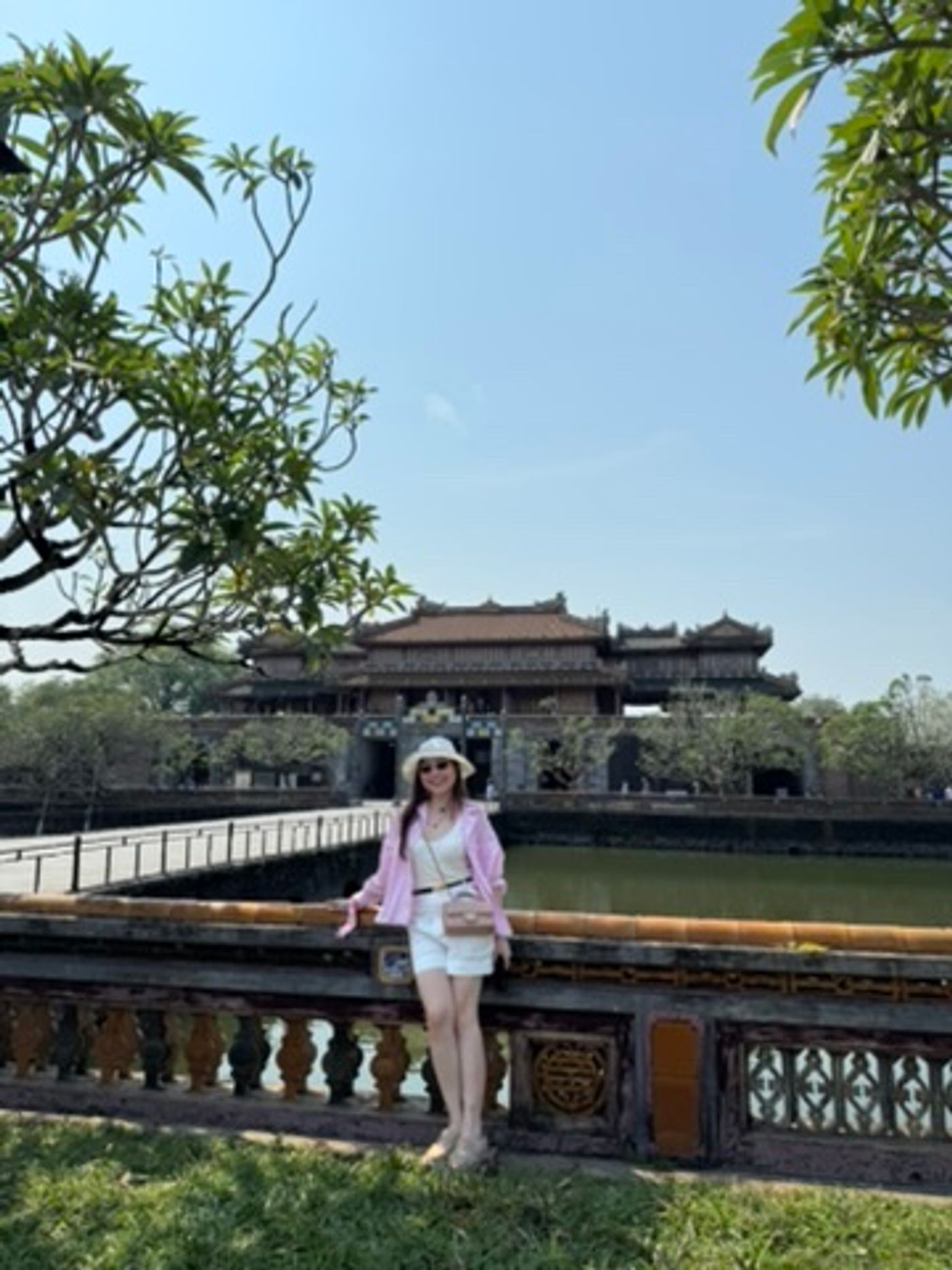 Sân thượng Điện Kiến Trung