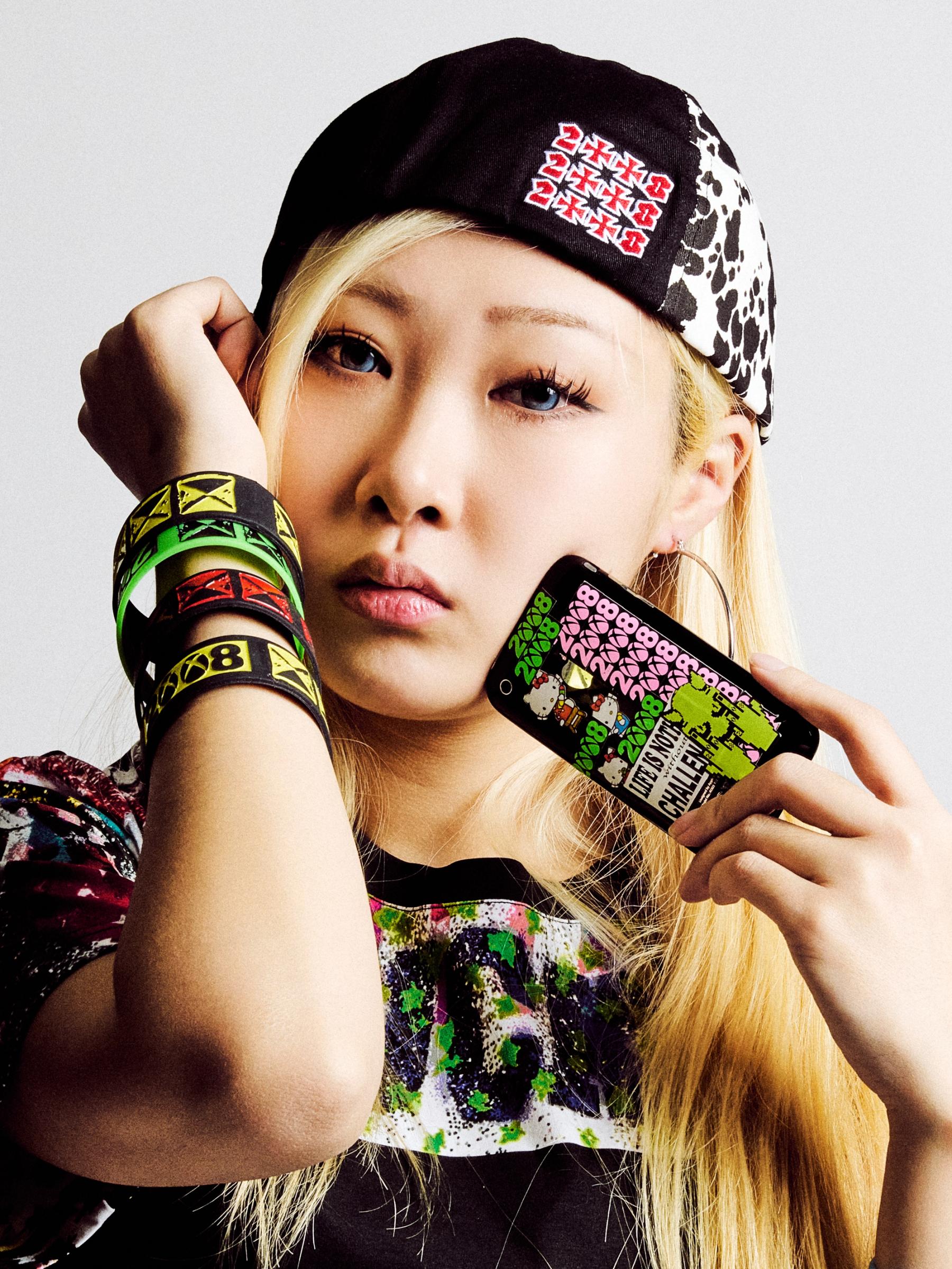 Girl with old iphone 