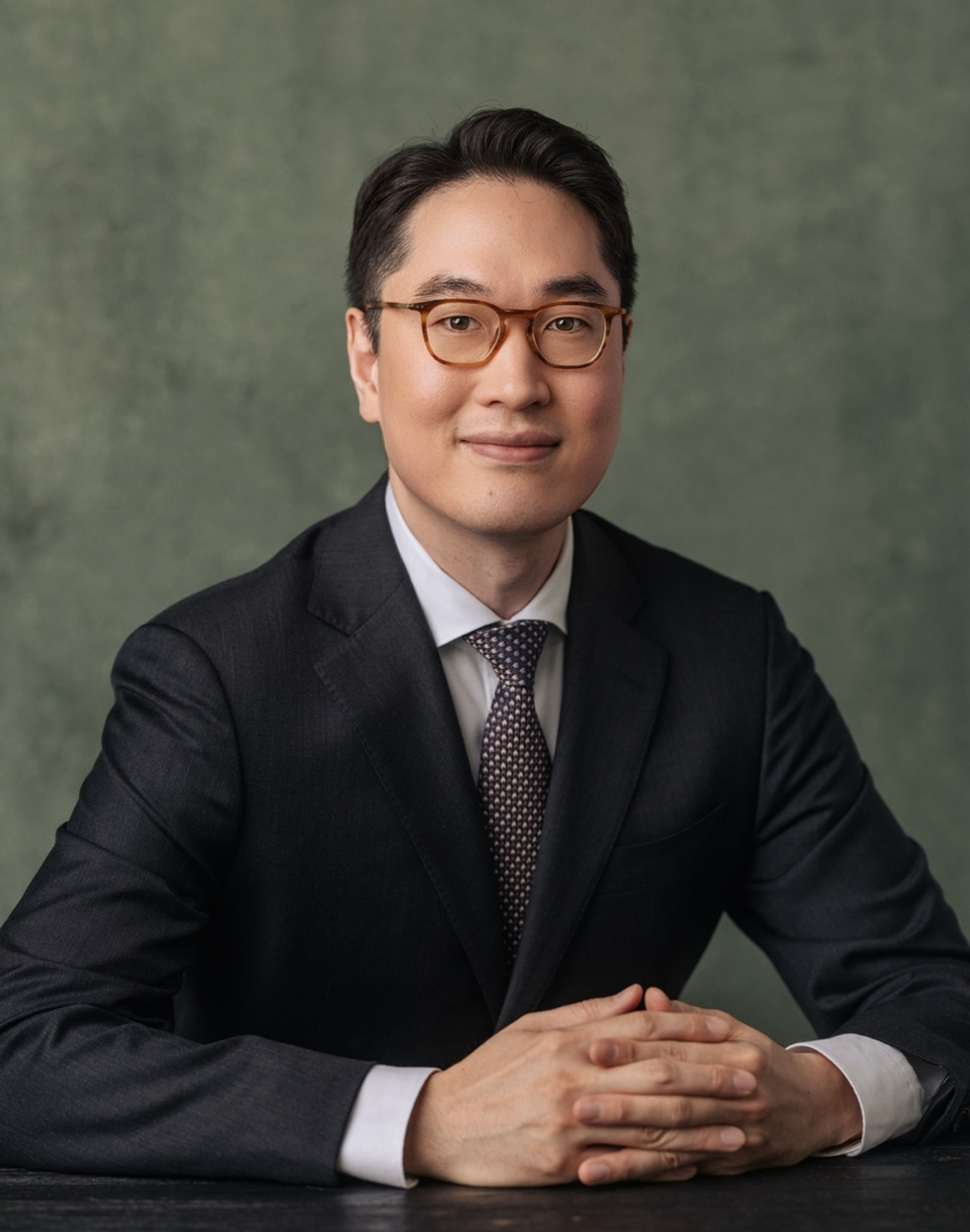 Portrait photo of Jin (Hyuk Jin) Chung