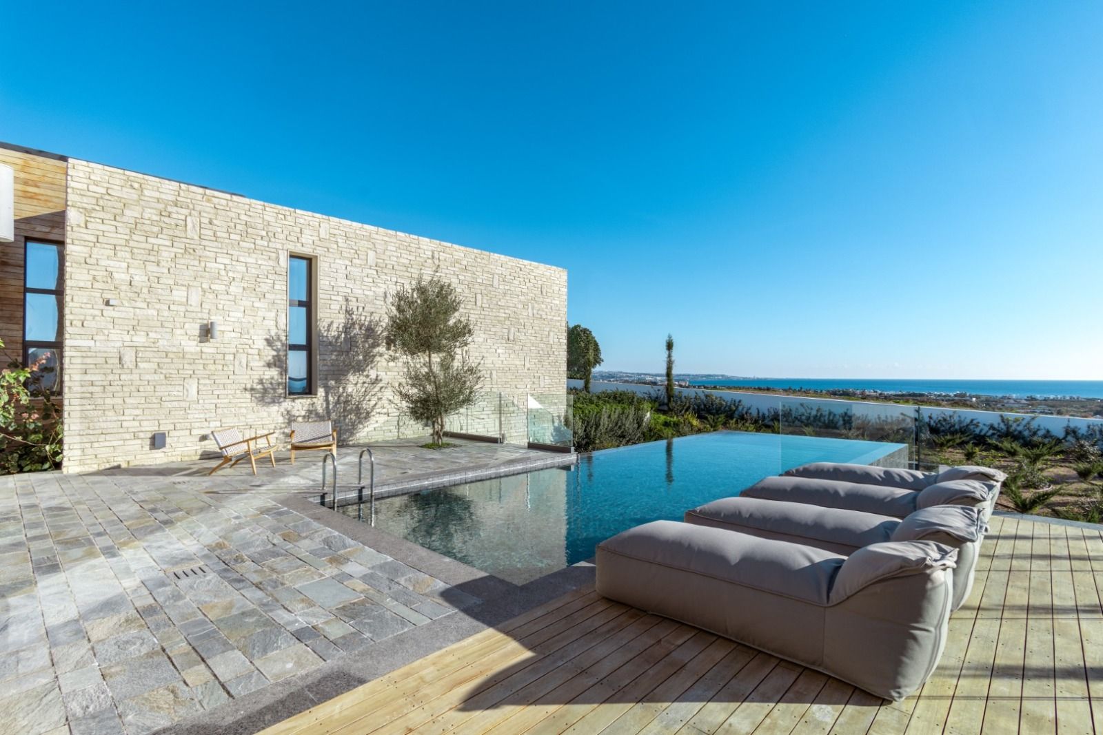 Pearl Sea Caves Villa 1 Paphos – 4-Bed Luxury Villa for Sale