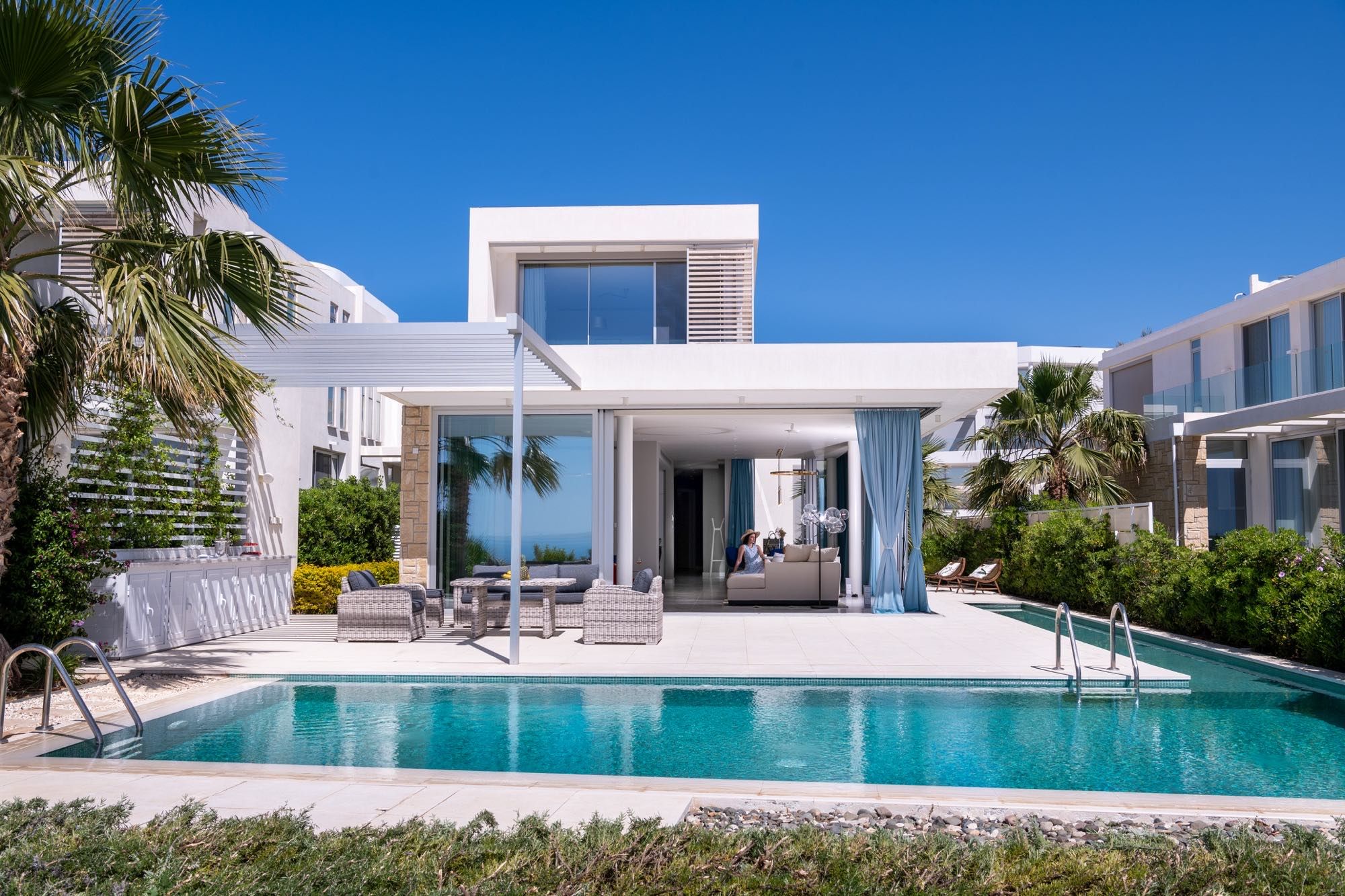 Buy Seafront Villas in Coral Bay – Coral Seas Paphos
