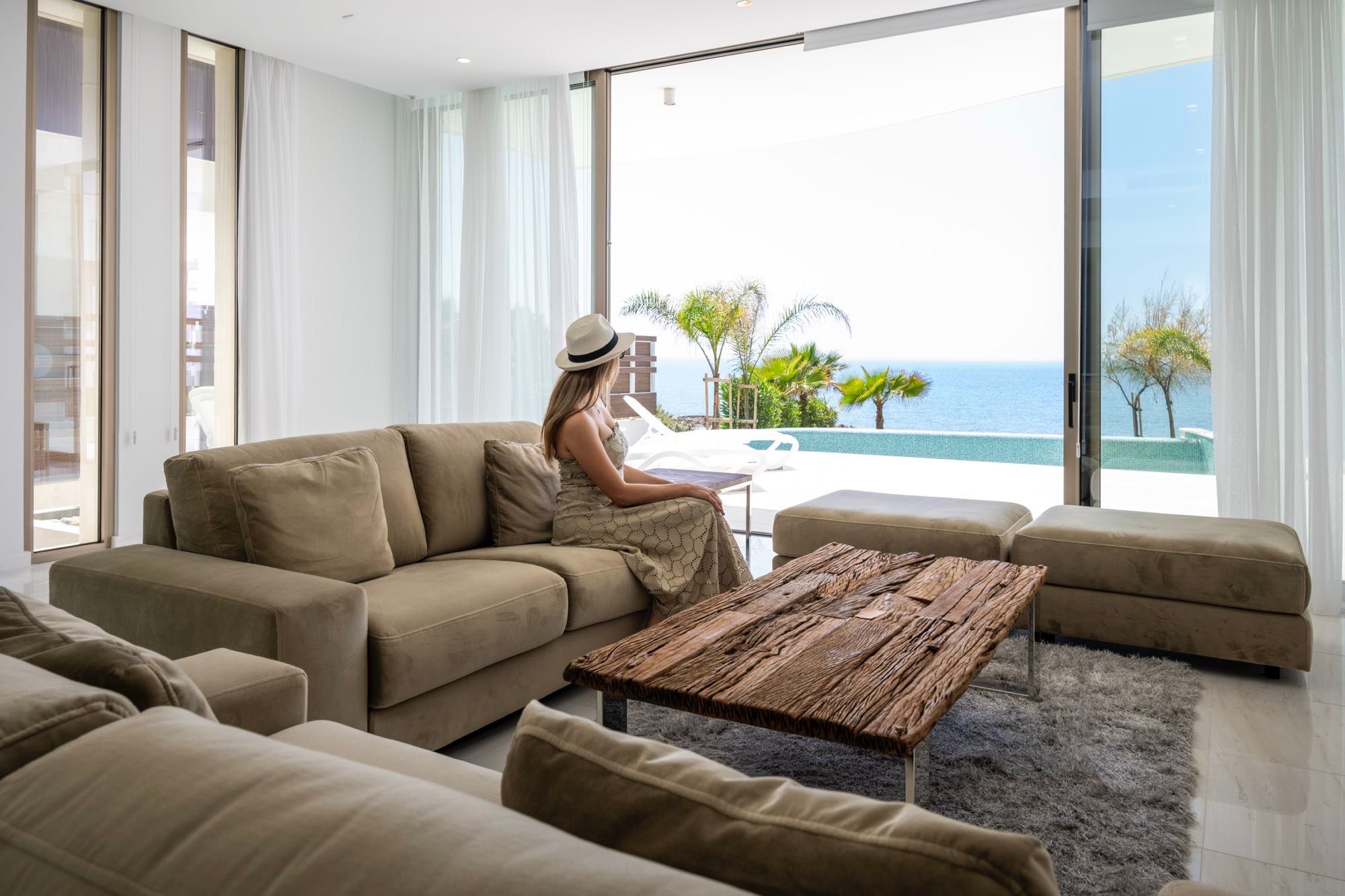 Купить Виллы у Моря в Пафосе – Armonia Beach Villas Кипр