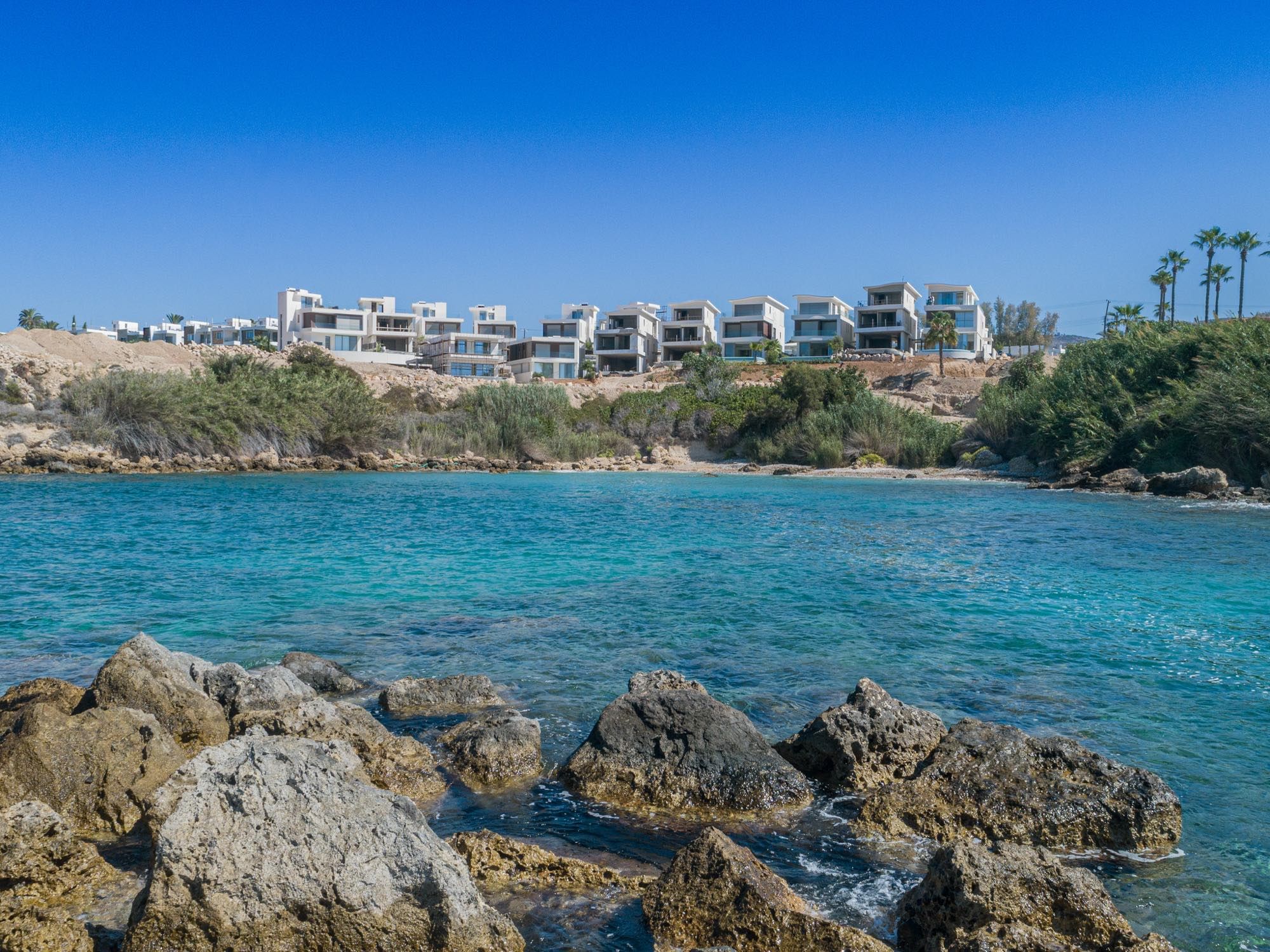 Купить Виллы у Моря в Пафосе – Armonia Beach Villas Кипр