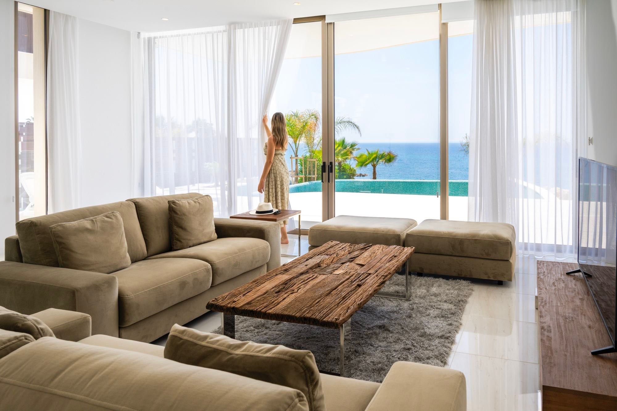 Купить Виллы у Моря в Пафосе – Armonia Beach Villas Кипр