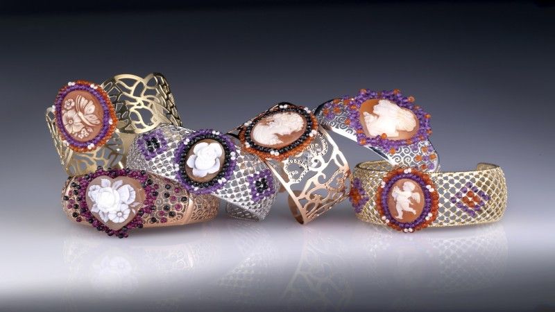 set of rings with cameos
