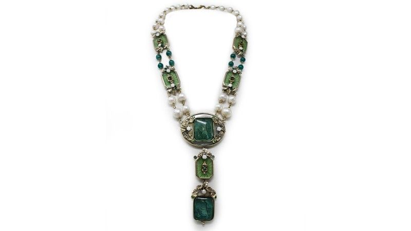 collana cosmo petrone