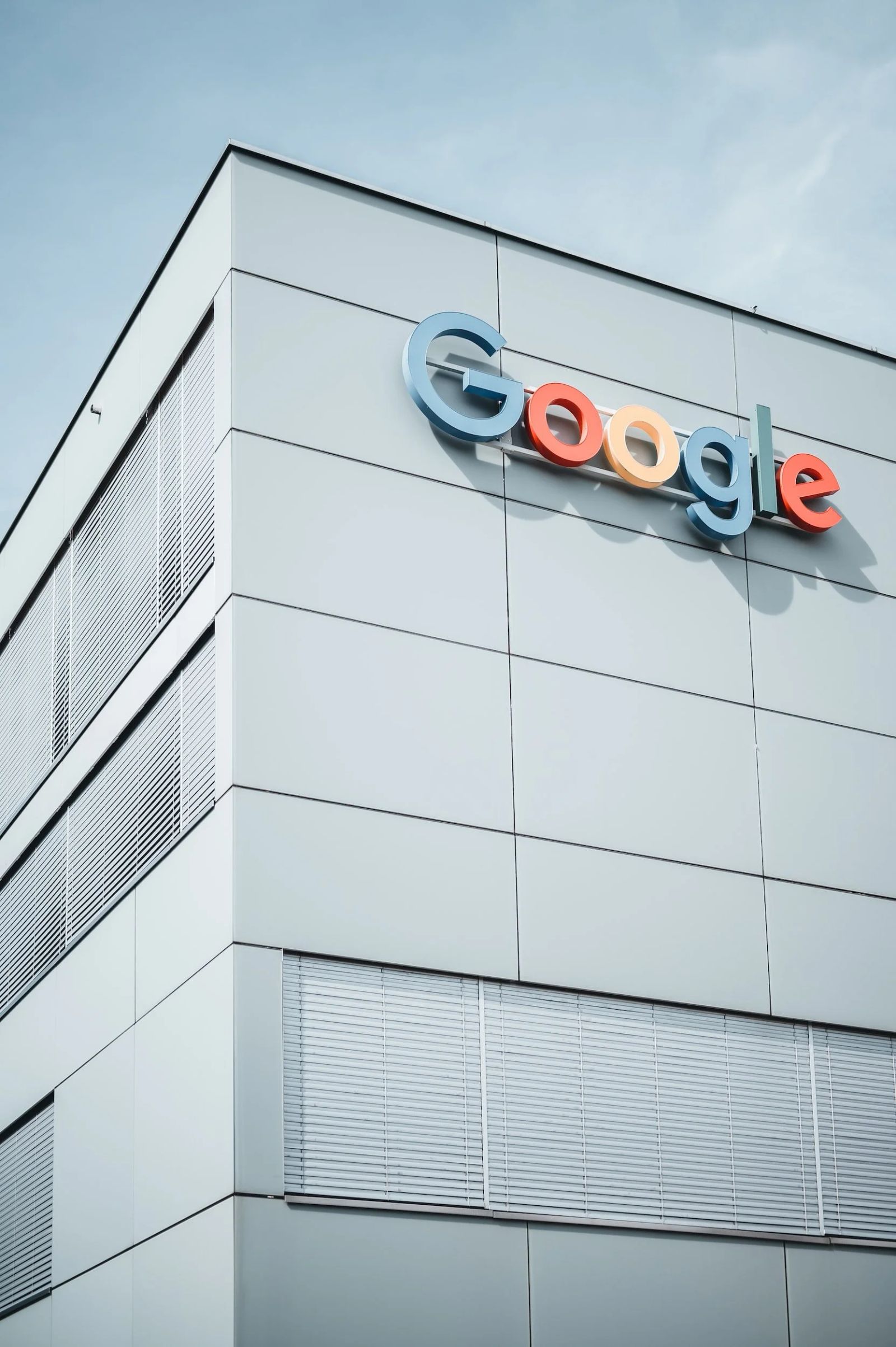 Google Releases 2023 Ads Safety Report and Search Updates