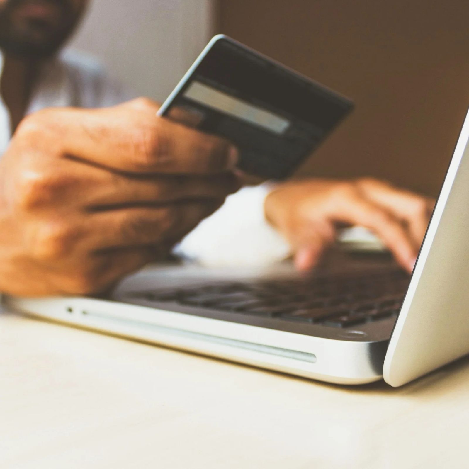 Afterpay Unveils New Fall/Winter 2022 Trend Report