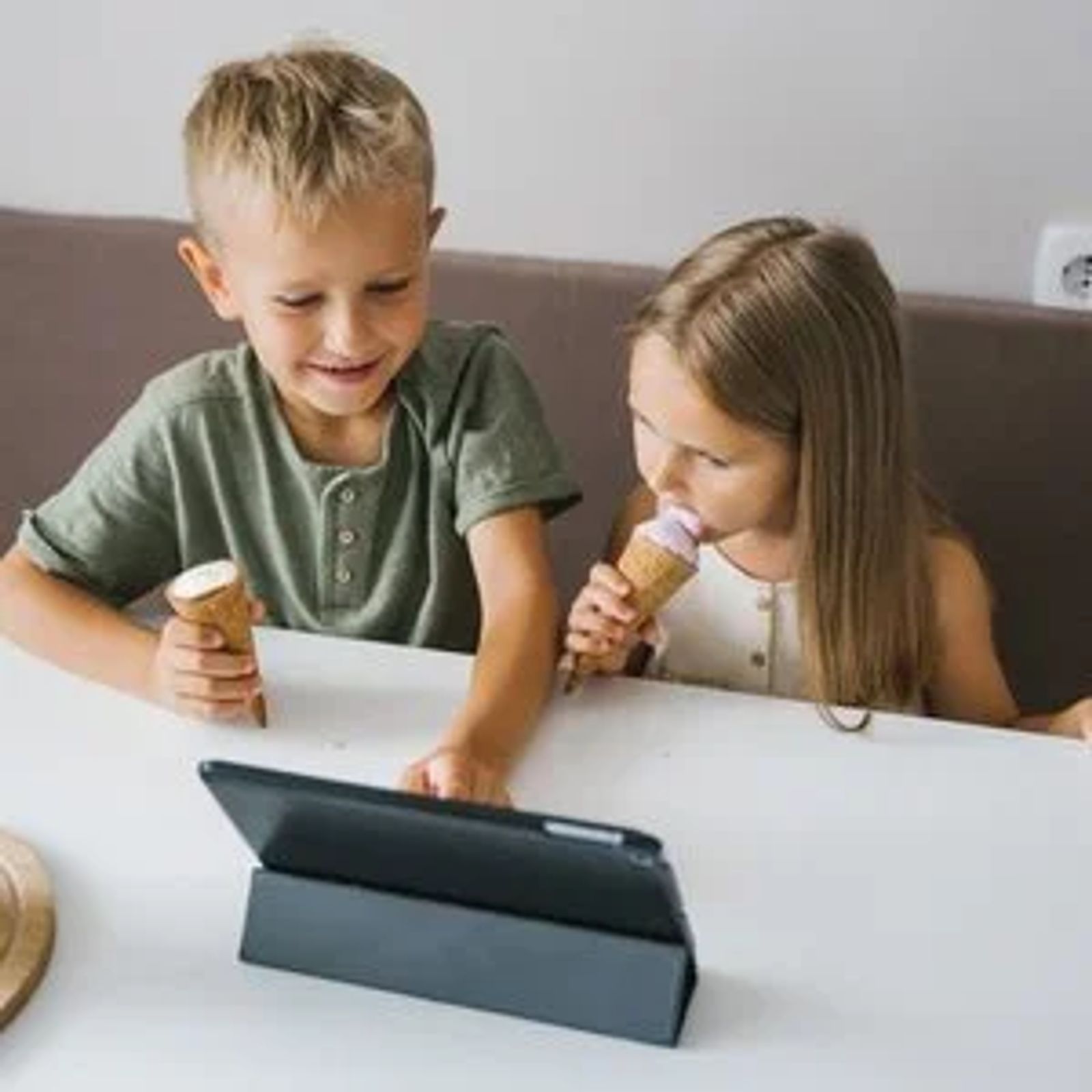 The Connected TV Opportunity in Canada