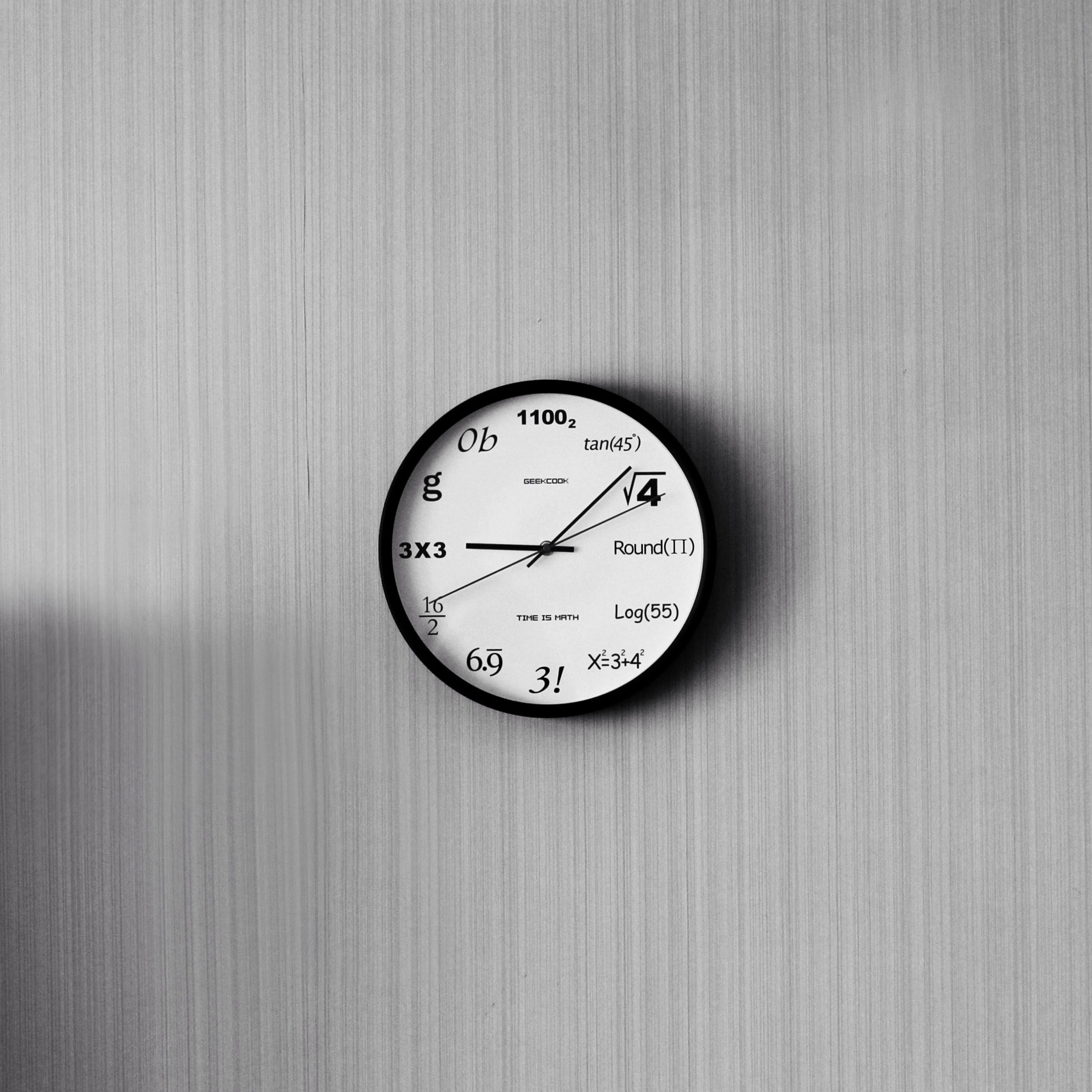 Klokke med regnestykker