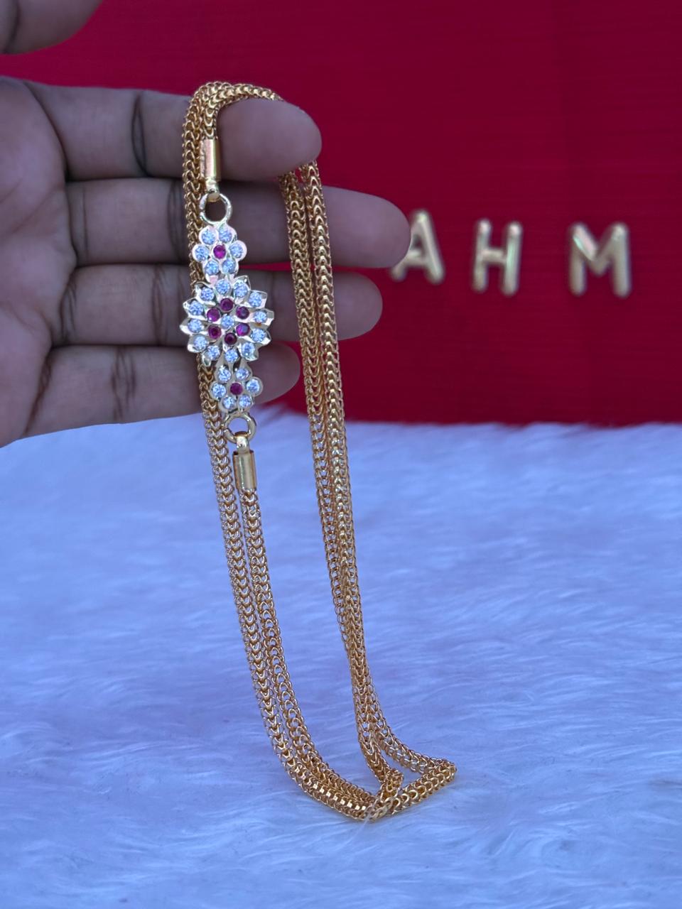 Designers Stone mop Chain