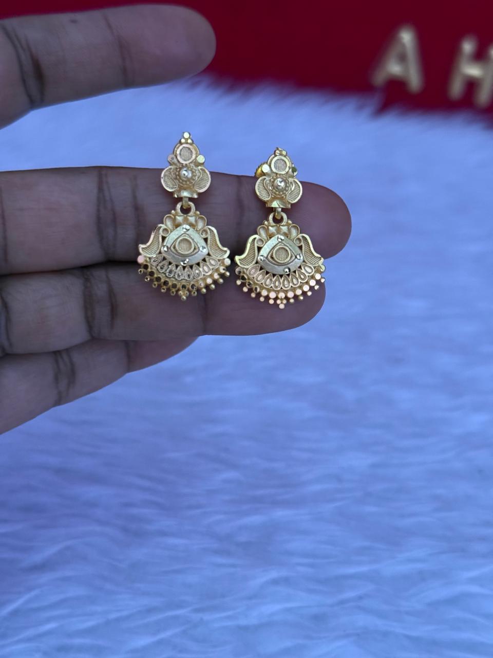 Earrings.4