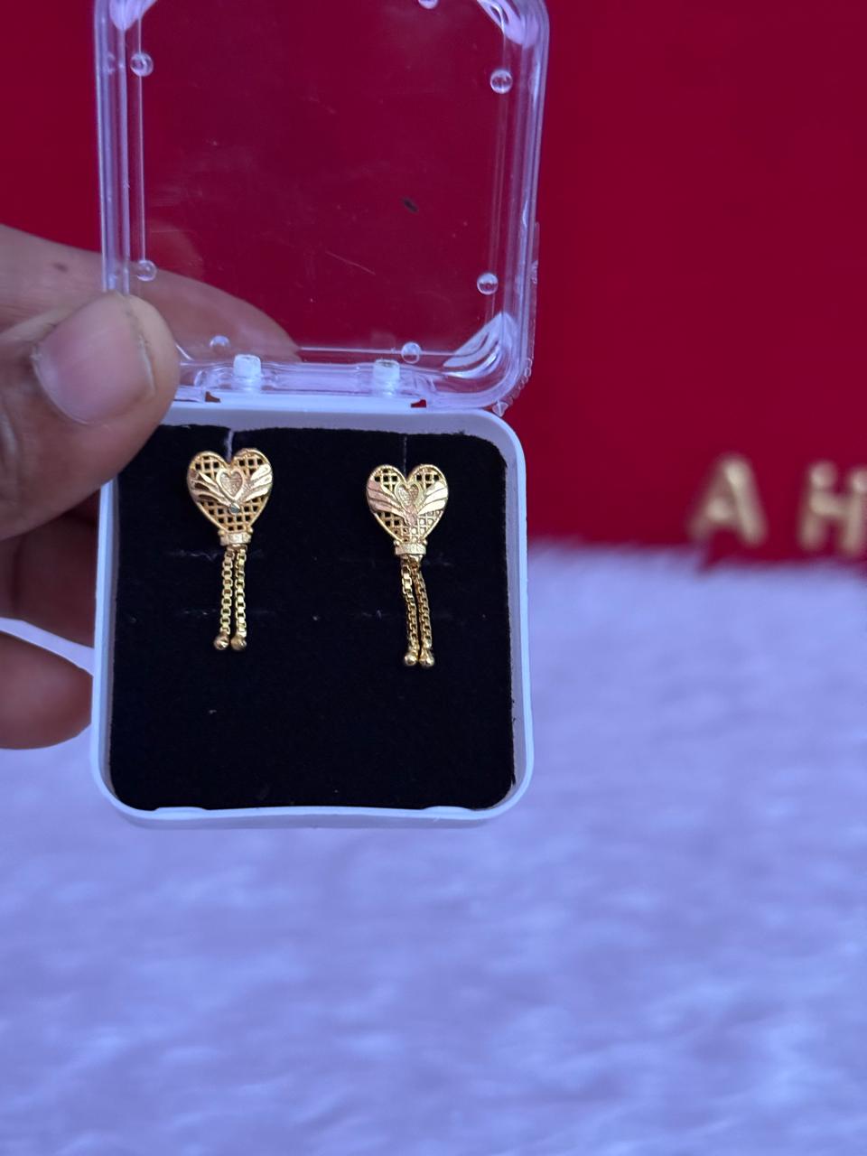 Earrings.1
