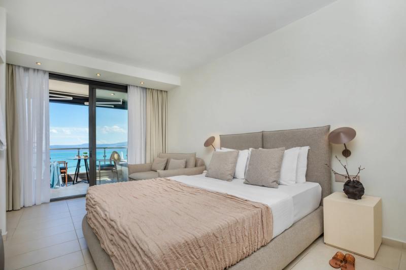 Junior Suite with Sea View — photo 3
