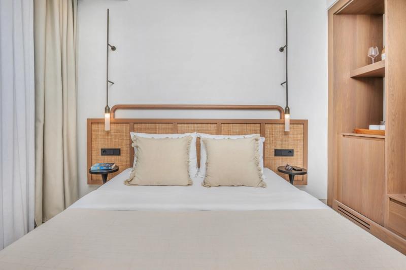 Deluxe Double Room with Sea View — photo 1