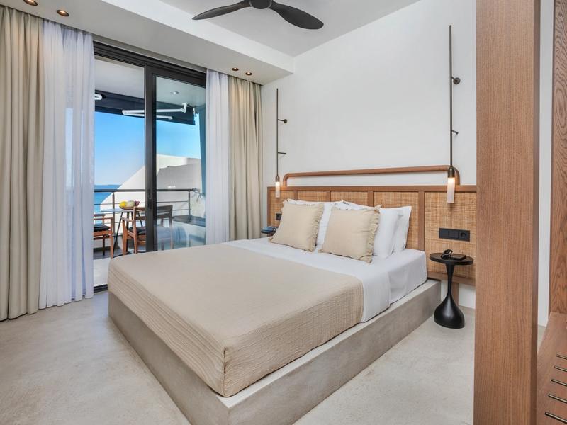 Deluxe Double Room with Sea View
