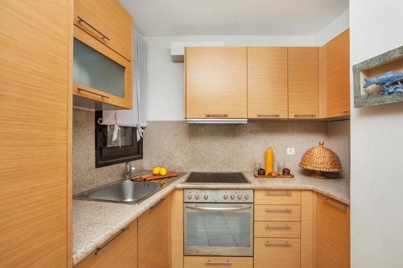 Deluxe Suite with Sea View — photo 1