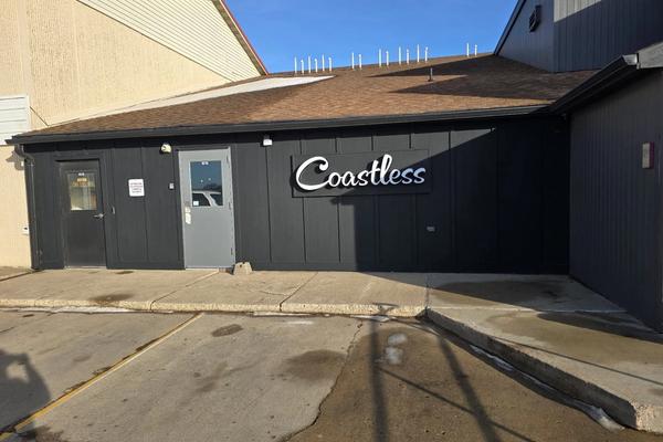 Coastless's storefront