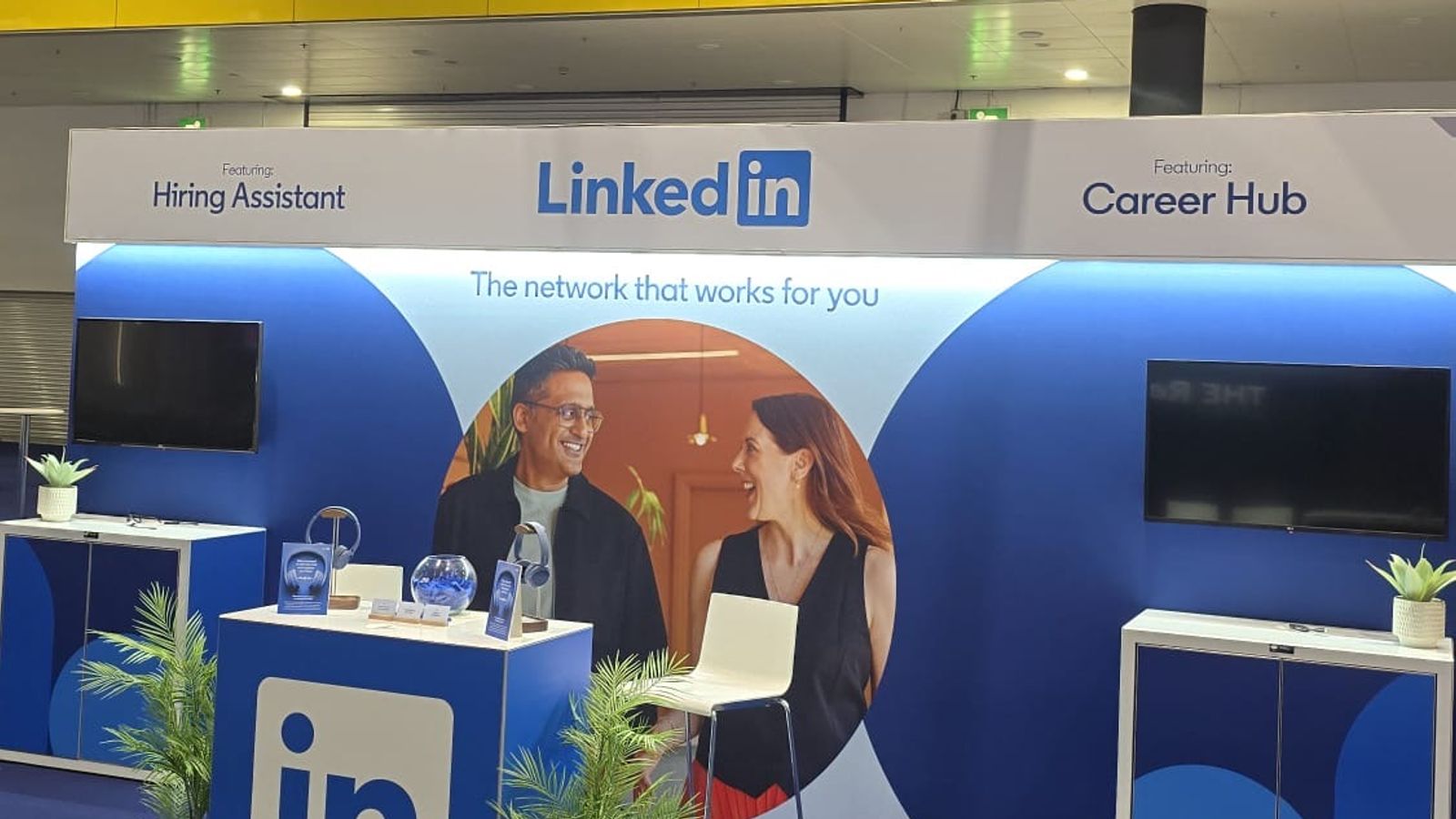 Delivering a seamless event experience for LinkedIn
