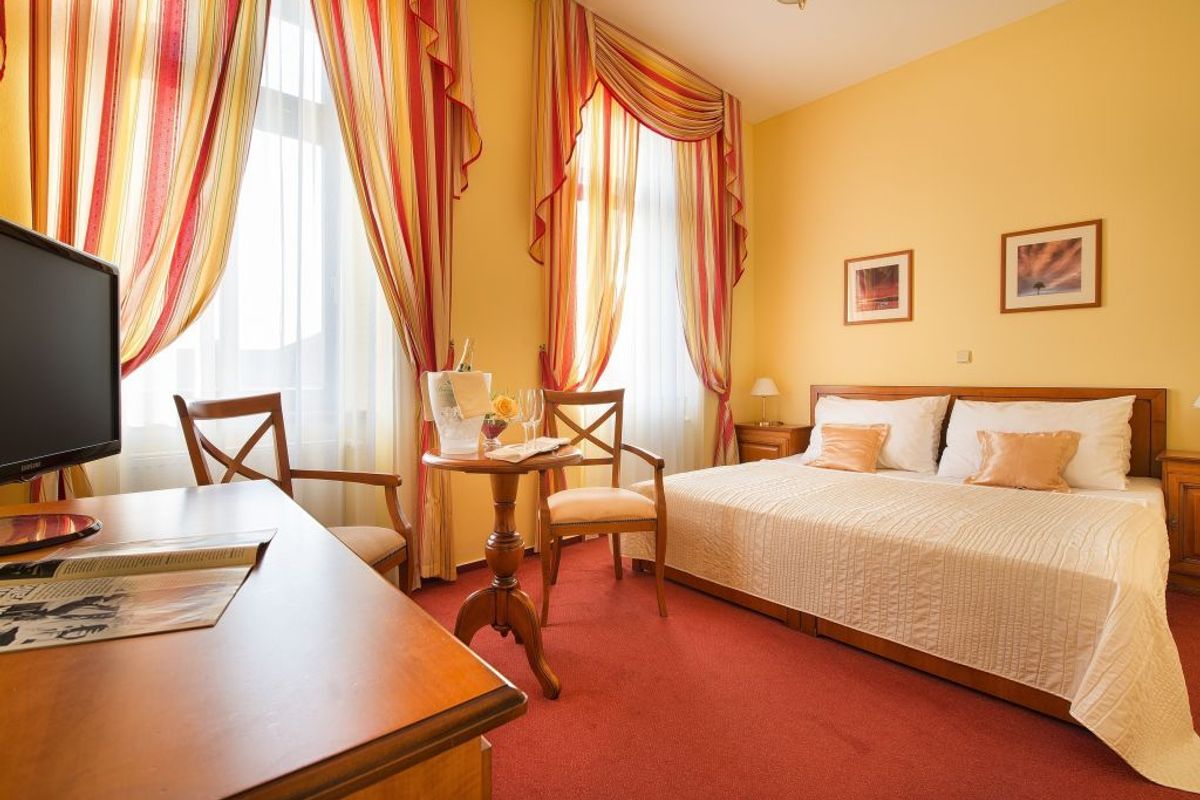 Hotel Podhrad, Hluboká nad Vltavou
