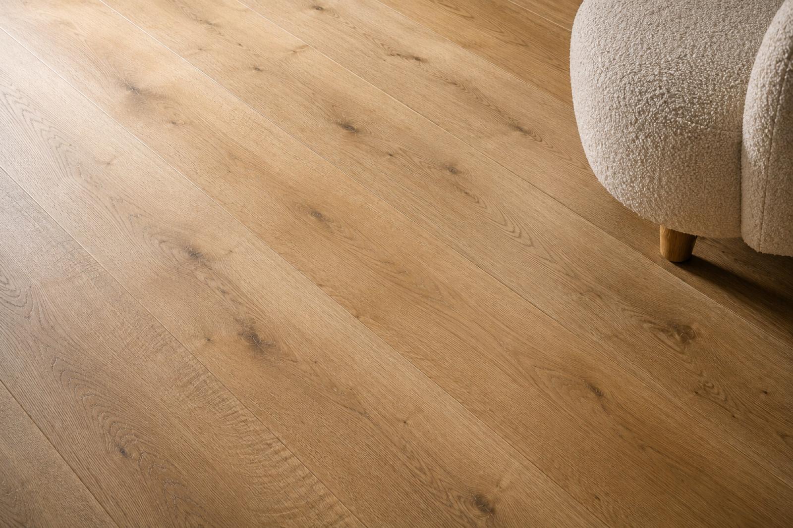 Parquet contrecollé chêne large lame 220