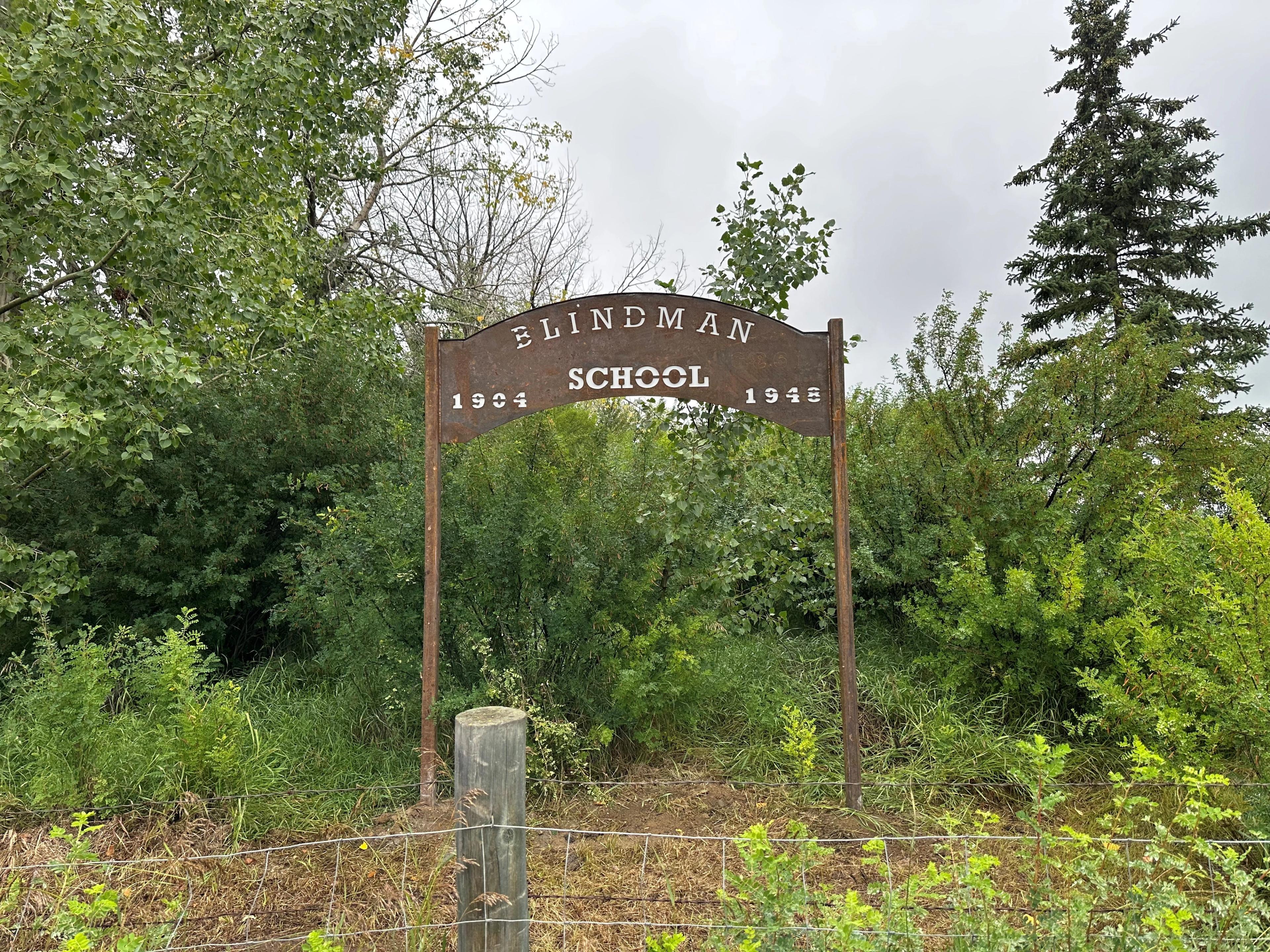 Blindman School Sign