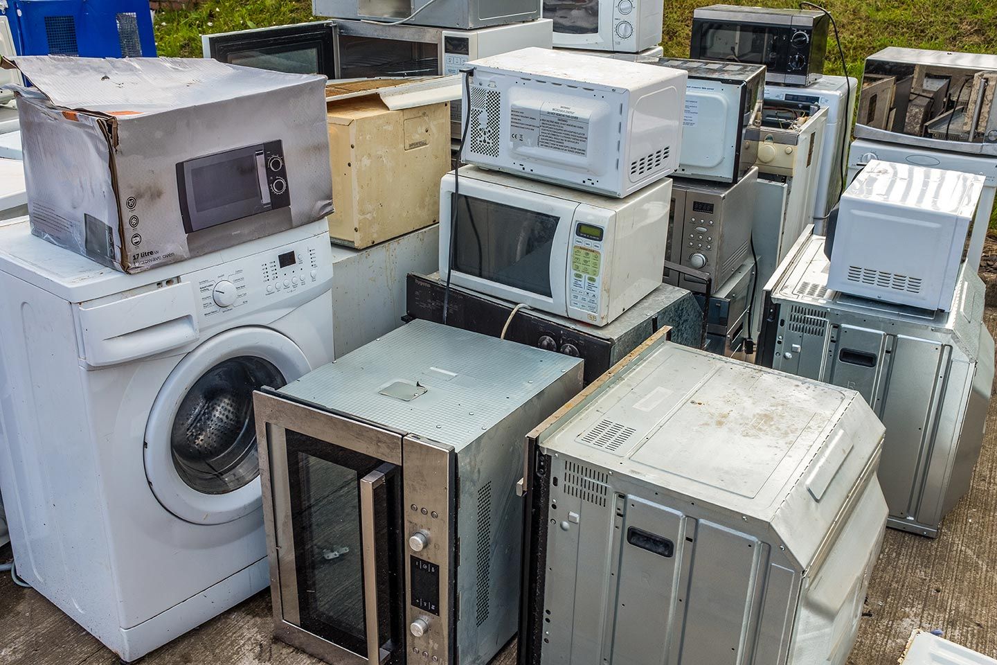 Maher Removal & Disposal offers appliance removal services for residents and commercial businesses.