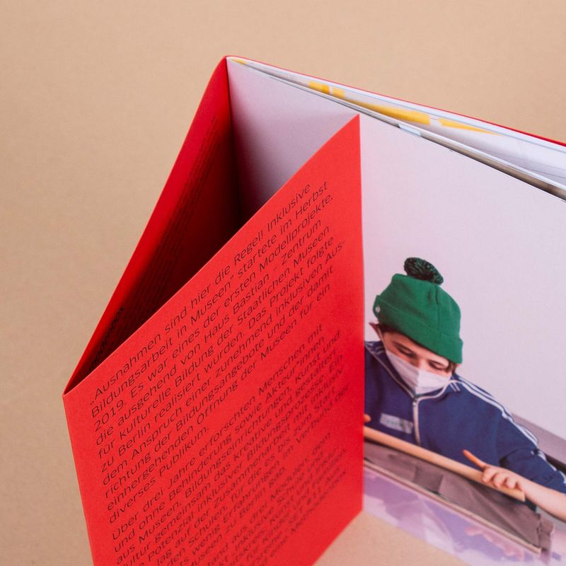 Klappenbroschur vorne