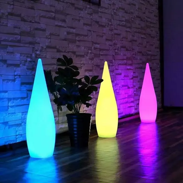Lámpara de pie exterior impermeable con forma de gota de agua y luz RGB de 16 colores