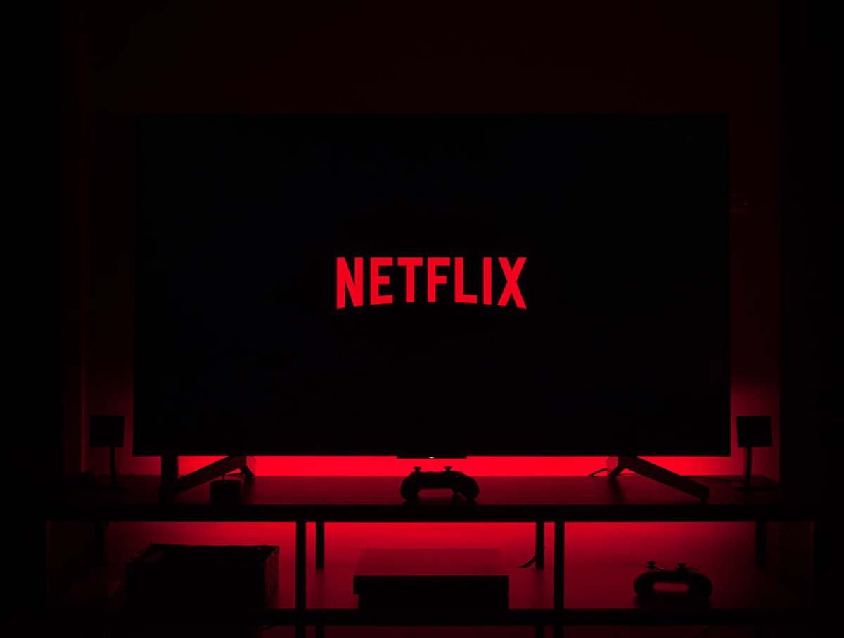 THE RETURN OF THE AD BREAK