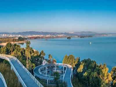 Huan Dianchi Greenway