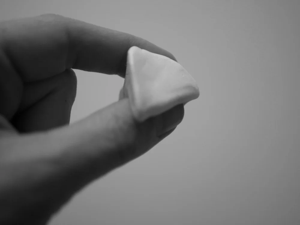 Space between fingers