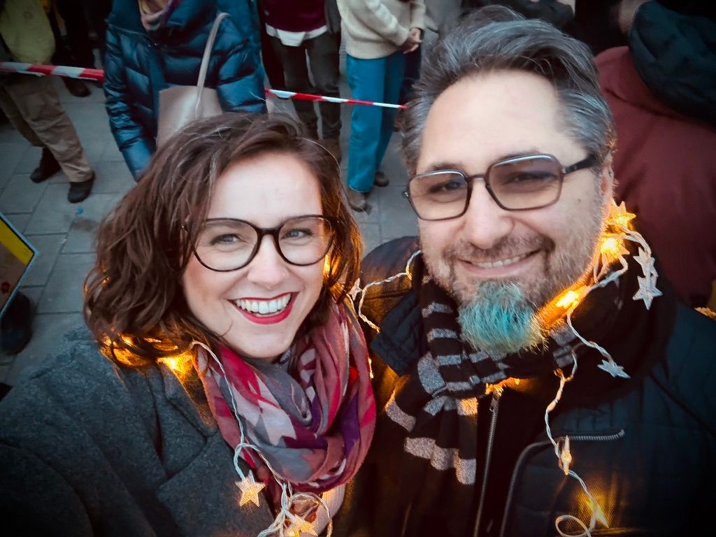 Lisa & Daniel (Selfie)