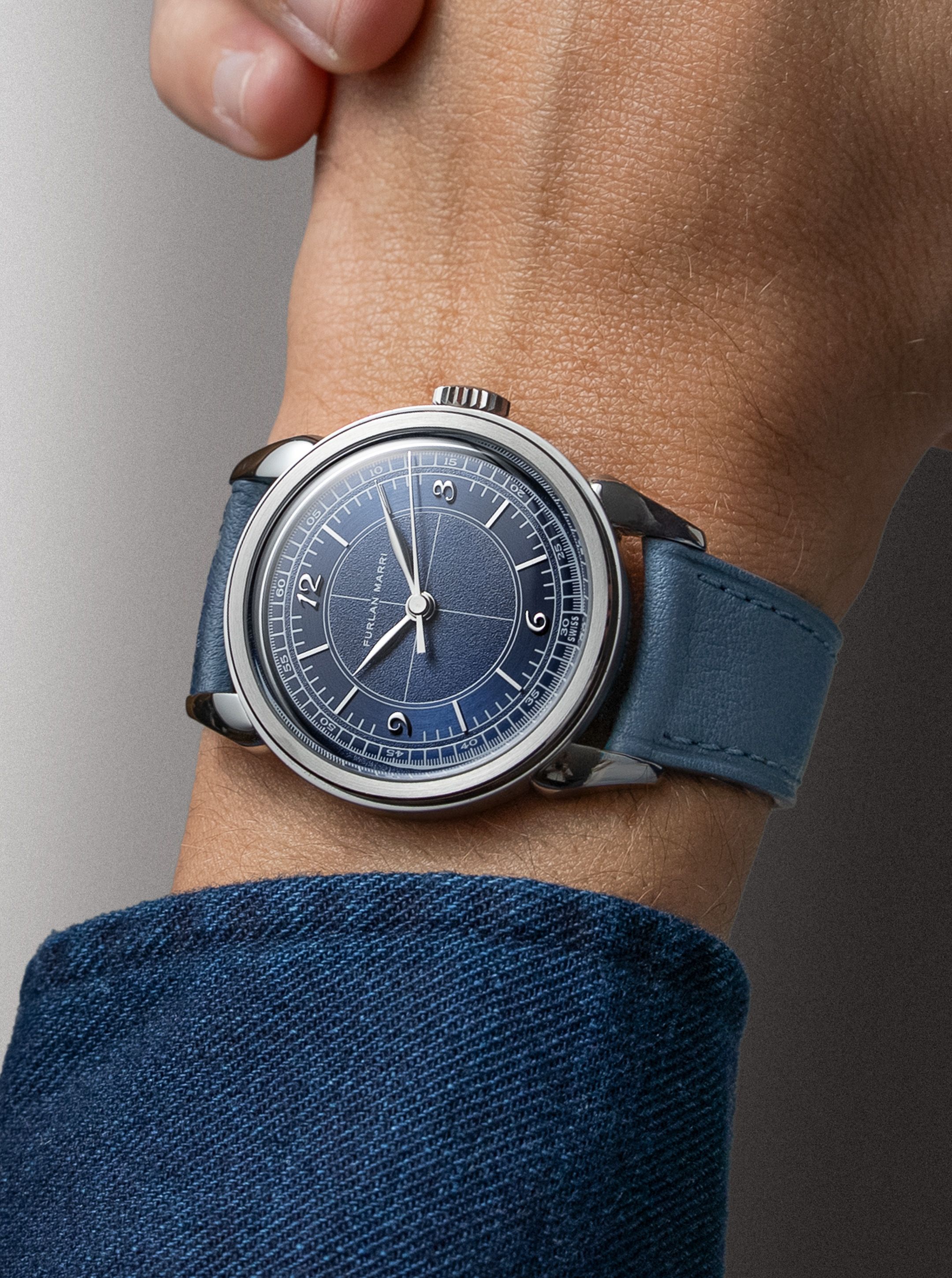 Blue Sector Cornes de Vache Montre Automatique