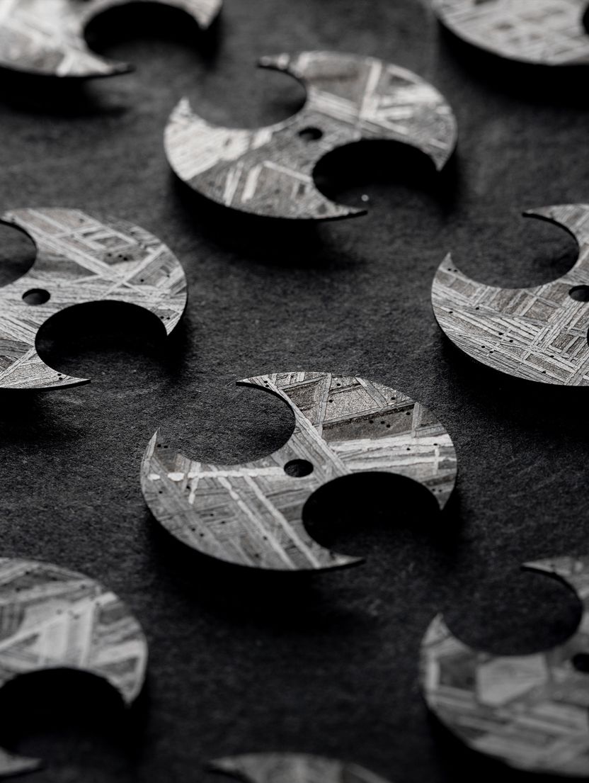 Meteorite-dial-production