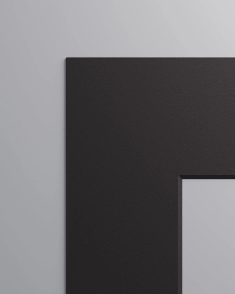 Mount Sample: Black