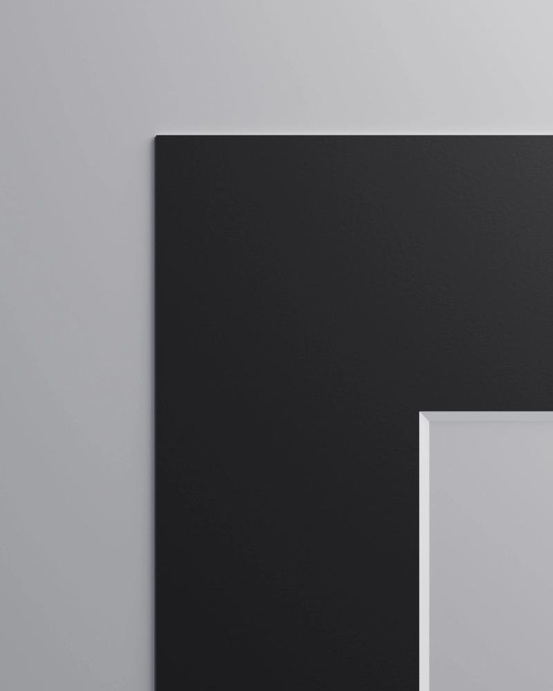 Mount Sample: Black (White Core)