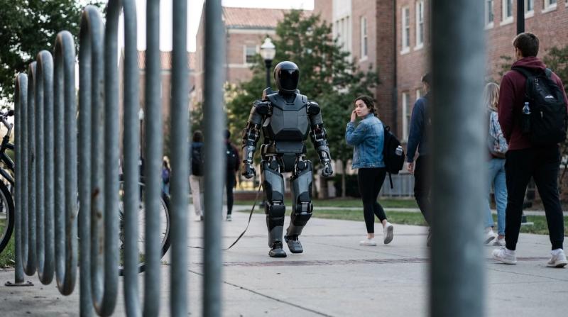 Georgia Tech migliora la mobilità dei robot umanoidi con un addestramento più rapido per i terreni accidentati