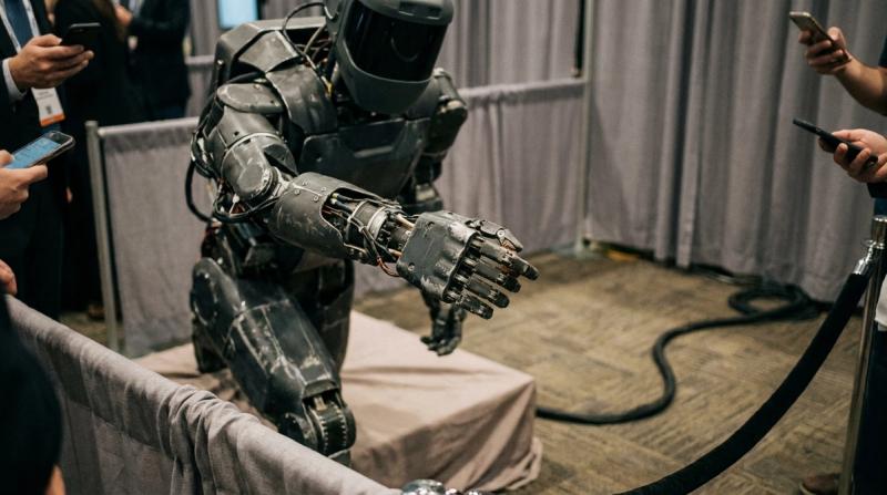 Il robot umanoide Nori-A3 punta alle faccende domestiche a un prezzo inferiore a 1.700 $