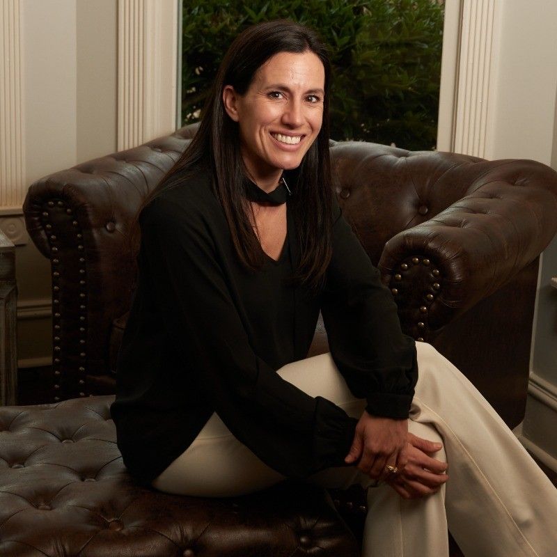 Nicole Mott