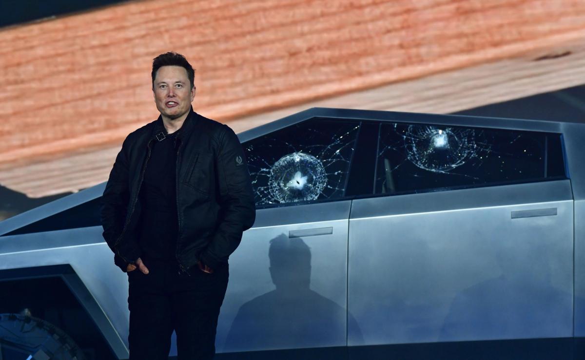 Elon Musk's famous Tesla Cybertruck demo failure