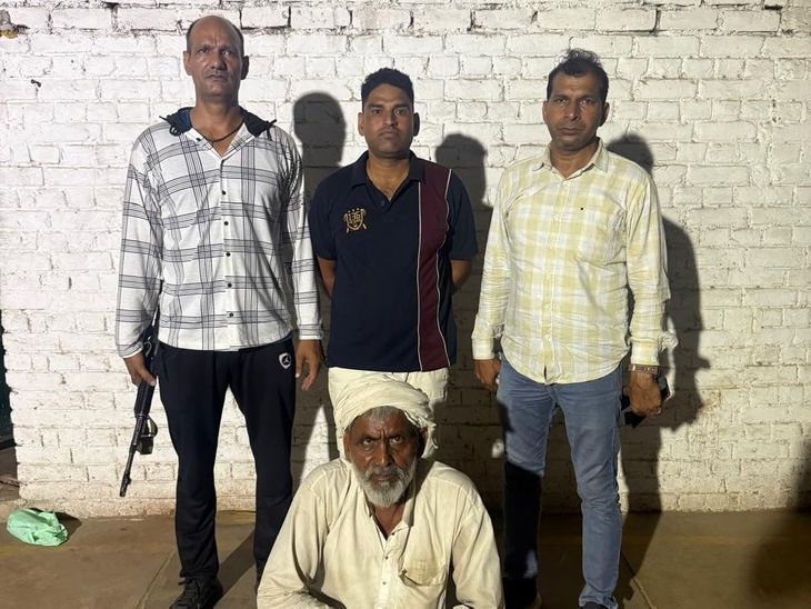 17 साल से फरार धोखाधड़ी का आरोपी गिरफ्तार: नूंह पुलिस ने राजस्थान पुलिस को सौंपा; पहचान छिपाकर रह रहा था - Nuh News