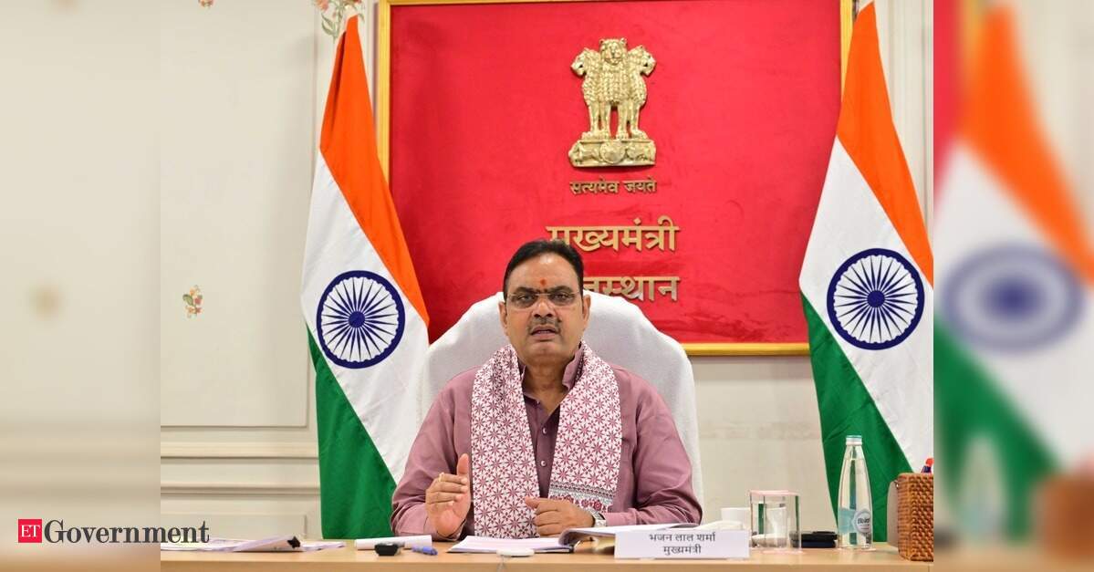 राजस्थान के मुख्यमंत्री ने विकास परियोजनाओं की समीक्षा कर समय पर निष्पादन का निर्देश दिया