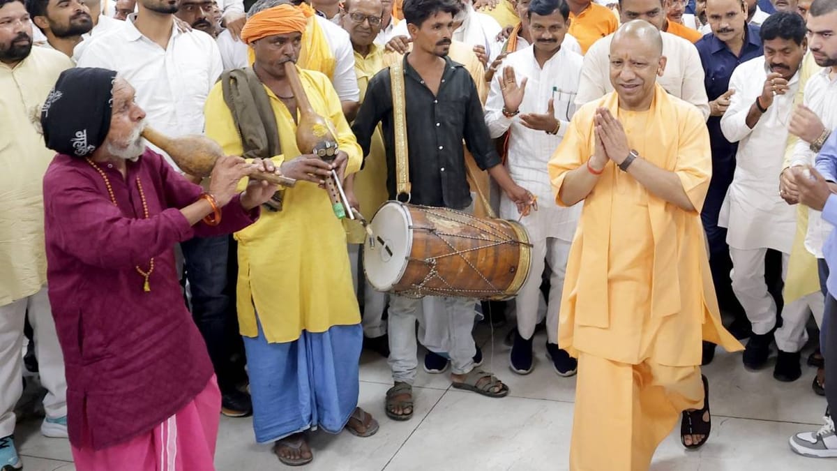 UP: सीएम योगी की बड़ी घोषणा, बोले- अब घुमंतू समाज को दर-दर की ठोकरें नहीं खानी पड़ेंगी, मिलेगा विकास का अवसर