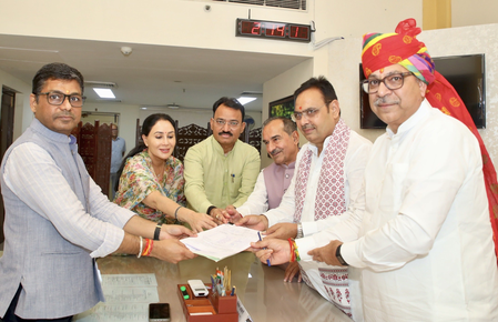 राजस्थान भाजपा के राज्यसभा उम्मीदवार सतीश पूनिया, अलका सिंह गुर्जर ने दाखिल किया नामांकन | ????????: ????? ?? ???????? ????????? ???? ??????, ???? ???? ?????? ?? ??????? ????? ????